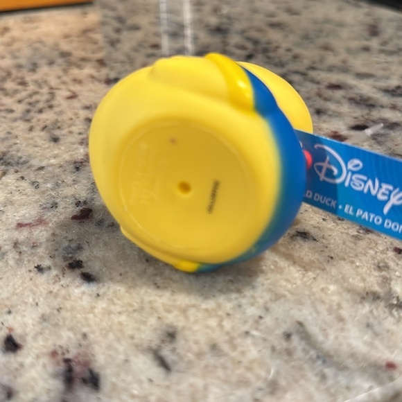 Disney Donald Duck Rubber Duck - Picture 3 of 3